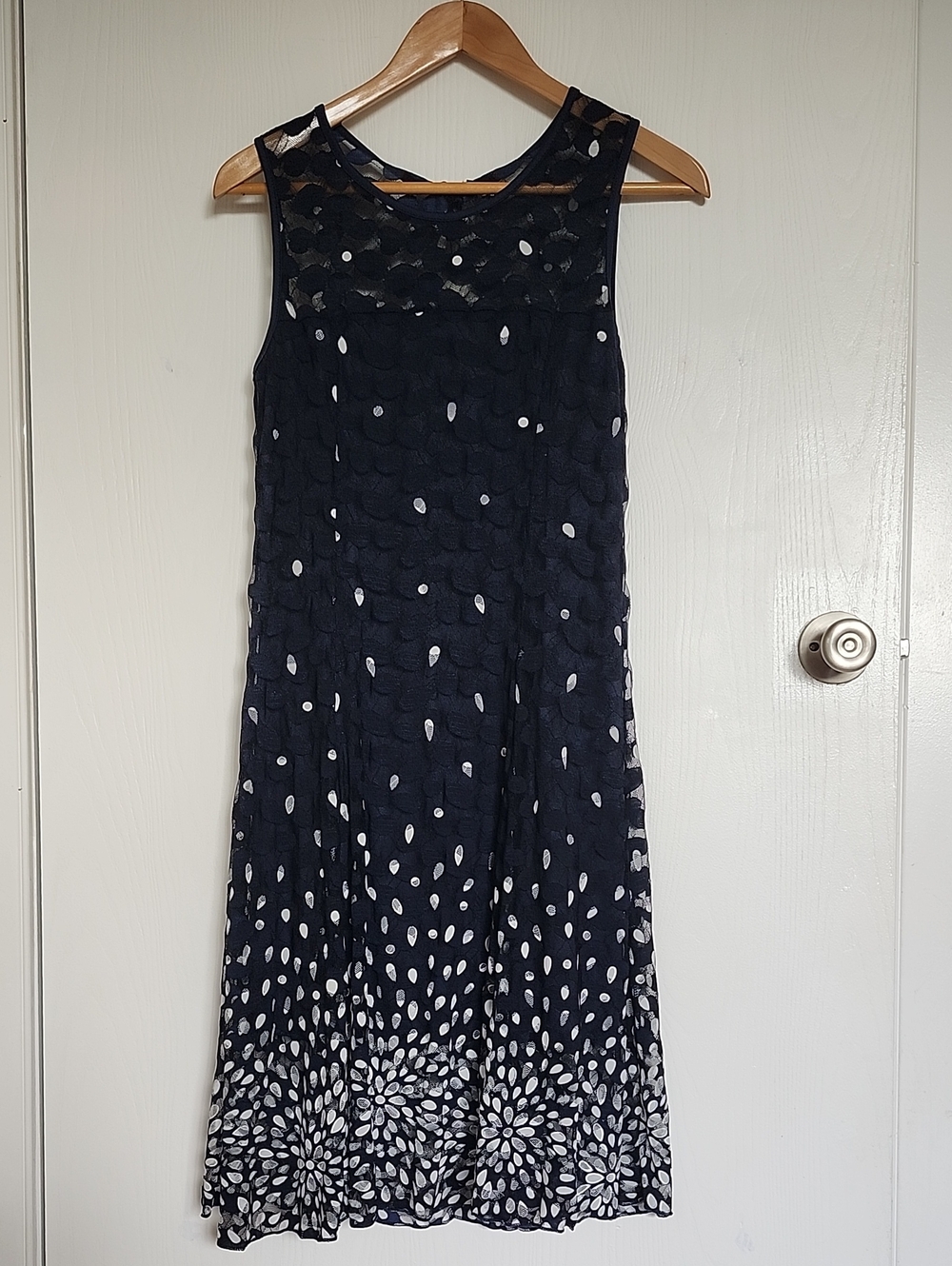 Sleeveless Navy Blue Printed Midi Dress
